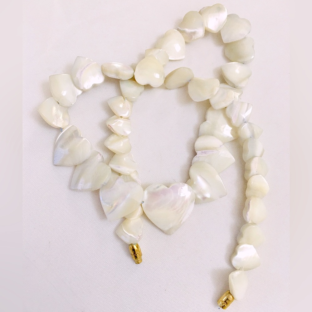 Gorgeous Hand Carved Handmade Mother Of Pearl Heart Necklace